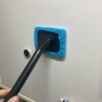 Recensione fotografica del detergente per parabrezza in microfibra