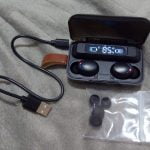 Revue de photos des écouteurs Bluetooth 5.0 TWS