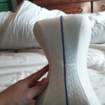 Pelvic Pillow™ - Reseña fotográfica de almohada ortopédica para piernas con espuma viscoelástica